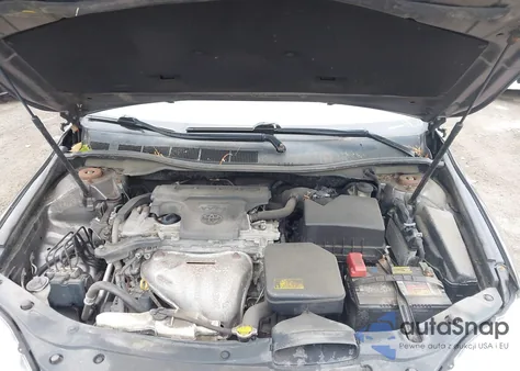 2015 Toyota Camry Le z USA, uszkodzony, nr VIN 4T1BF1FKXFU003359